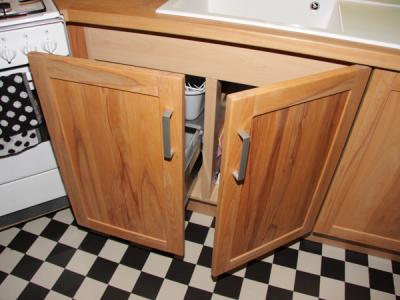 Müllauszug, Spülschrank