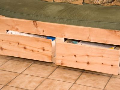 Schubladen unter der Liegefläche