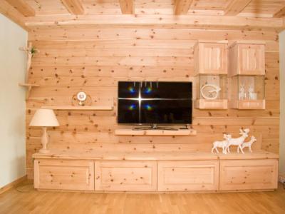 Wohnschrank Zirbekiefer massiv natur, Oberfläche unbehandelt